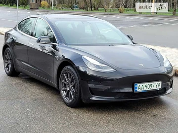 Авто Tesla Model 3 2019 № 7948340