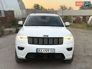 Авто Jeep Grand Cherokee 2019 № 7948492