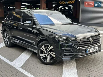 Авто Volkswagen Touareg 2023 № 7948516