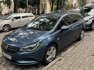 Авто Opel Astra 2017 № 7948947