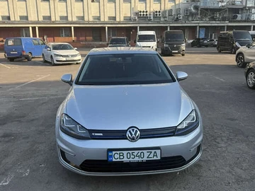 Авто Volkswagen E-Golf 2015 № 7948966