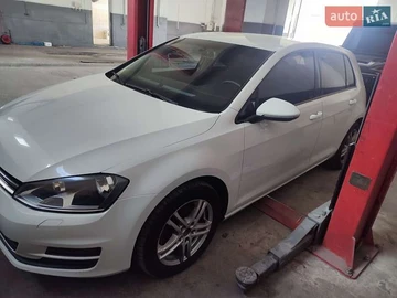 Авто Volkswagen Golf 2012 № 7948968
