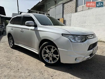 Авто Mitsubishi Outlander 2013 № 7949013
