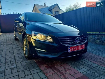 Авто Volvo V60 2014 № 7949048
