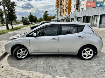Авто Nissan Leaf 2012 № 7949708