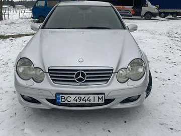 Авто Mercedes C-Class 2005 № 7949713