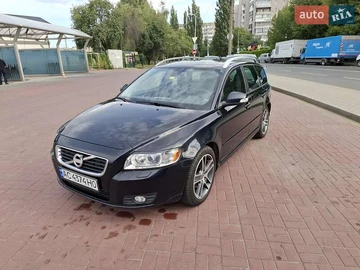 Авто Volvo V50 2011 № 7949825