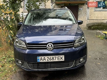 Авто Volkswagen Touran 2012 № 7950116
