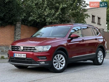 Авто Volkswagen Tiguan 2017 № 7950365