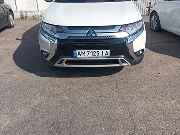 Авто Mitsubishi Outlander 2021 № 7950494