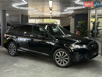 Авто Audi Q7 2017 № 7950634