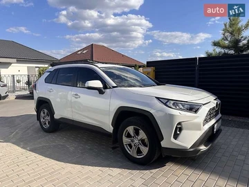 Авто Toyota Rav4 2023 № 7950635