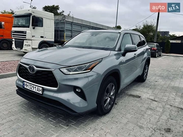 Авто Toyota Highlander 2022 № 7950655