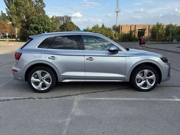 Авто Audi Q5 2022 № 7950657
