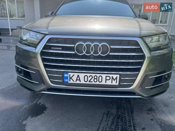 Авто Audi Q7 2018 № 7950659