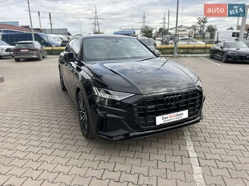 Авто Audi Q8 2023 № 7950686