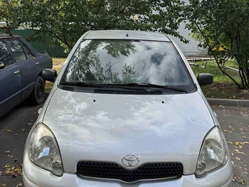 Авто Toyota Yaris 2000 № 7950731
