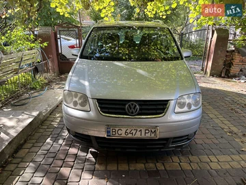 Авто Volkswagen Touran 2004 № 7950948