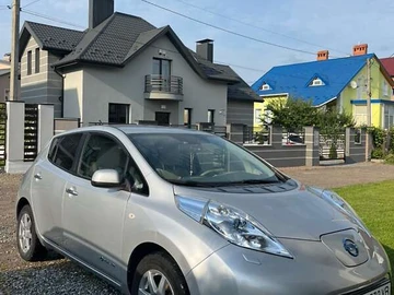 Авто Nissan Leaf 2012 № 7950974