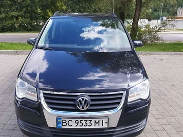 Авто Volkswagen Touran 2008 № 7951007