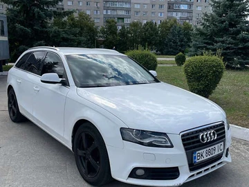 Авто Audi A4 2010 № 7951290