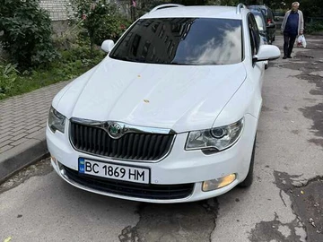 Авто Skoda Superb 2012 № 7951466