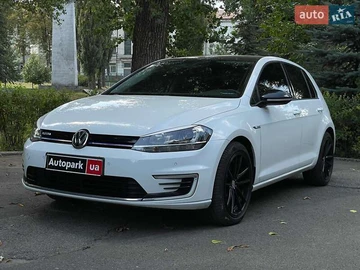 Авто Volkswagen E-Golf 2017 № 7951504