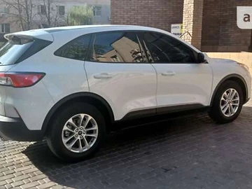 Авто Ford Escape 2021 № 7951549