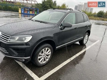 Авто Volkswagen Touareg 2017 № 7951876