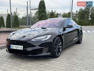 Авто Tesla Model S 2019 № 7951885