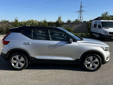 Авто Volvo Xc40 2018 № 7951892
