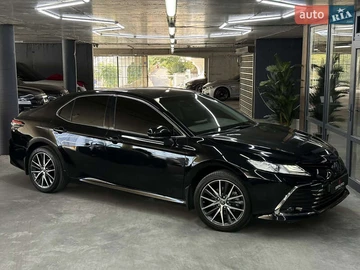 Авто Toyota Camry 2023 № 7951918