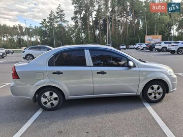 Авто Chevrolet Aveo 2010 № 7952322