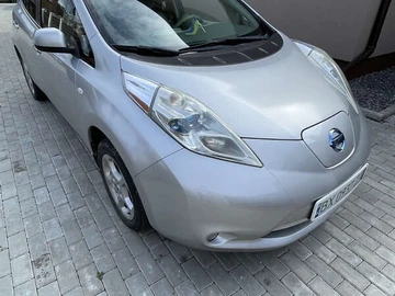 Авто Nissan Leaf 2011 № 7952368
