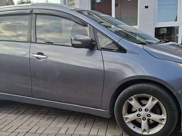 Авто Mitsubishi Grandis 2007 № 7952373
