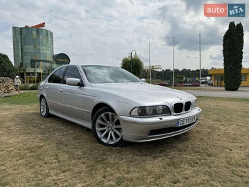 Авто BMW 5 Series 2003 № 7952536