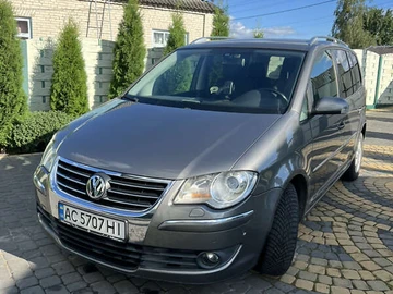 Авто Volkswagen Touran 2008 № 7952729