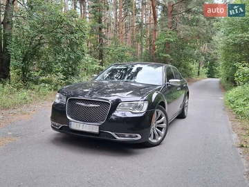 Авто Chrysler 300 2017 № 7952981