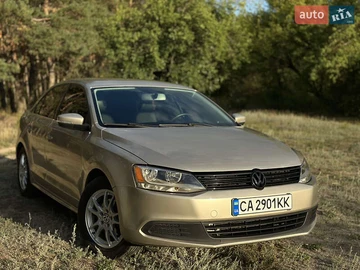 Авто Volkswagen Jetta 2013 № 7953072