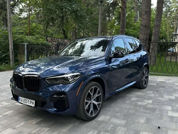 Авто BMW X5 2022 № 7953141