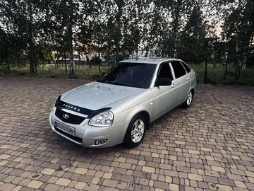 Авто ВАЗ 2172 Priora 2011 № 7953154