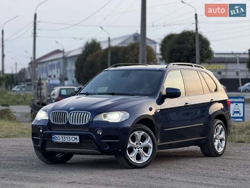 Авто BMW X5 2010 № 7953455