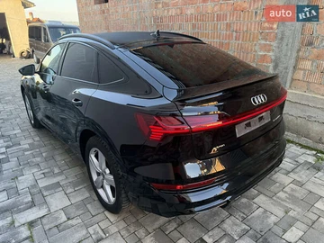 Авто Audi E-Tron 2022 № 7953507