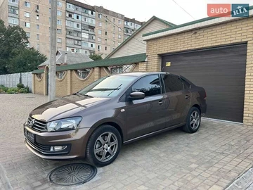 Авто Volkswagen Polo 2018 № 7953634