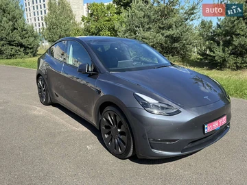 Авто Tesla Model Y 2023 № 7953761