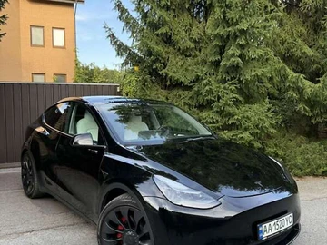 Авто Tesla Model Y 2022 № 7953764
