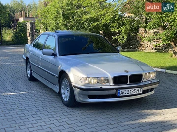 Авто BMW 7 Series 2001 № 7953794