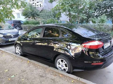Авто Ford Fiesta 2015 № 7953829