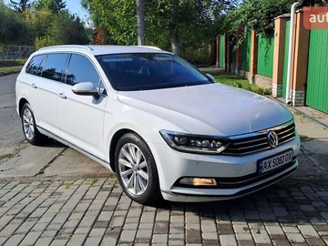 Авто Volkswagen Passat 2017 № 7954013