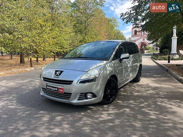 Авто Peugeot 5008 2010 № 7954406
